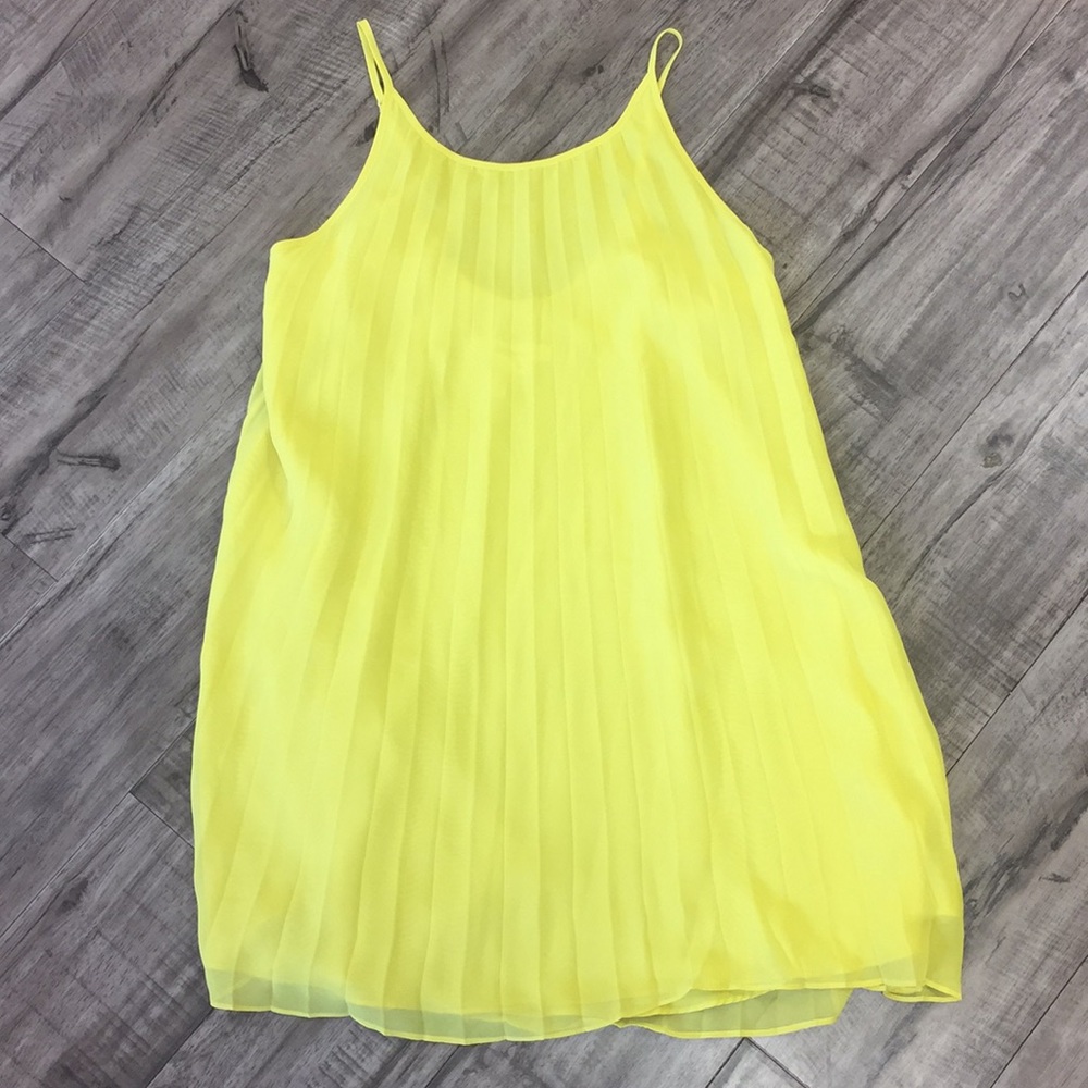 **sold*HP*Bcbgeneration yellow mini dress - Picture 3 of 3